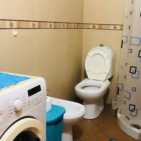 X4 Lungomare Апартаменты Влёра