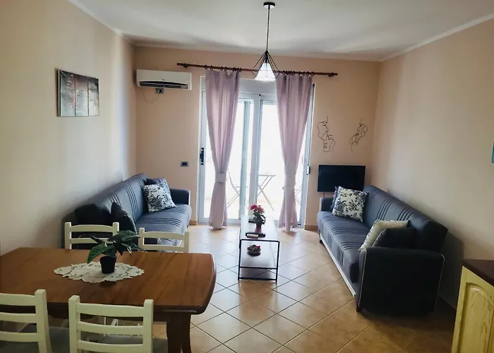 X4 Lungomare * Vlorë